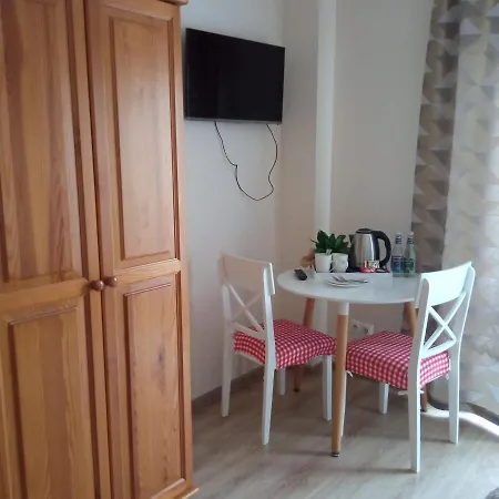 ベッド・アンド・ブレックファスト Jasminowe Ogrody 3*