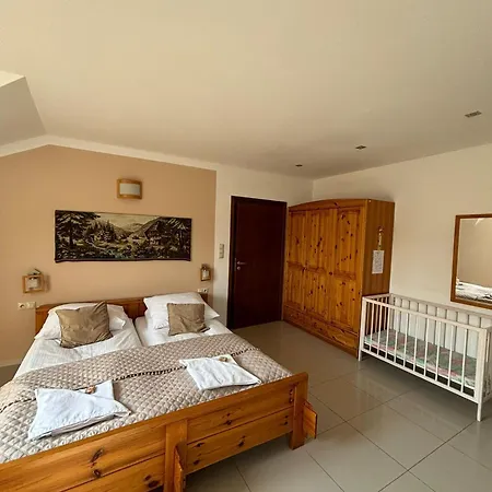 Jasminowe Ogrody シュチルク