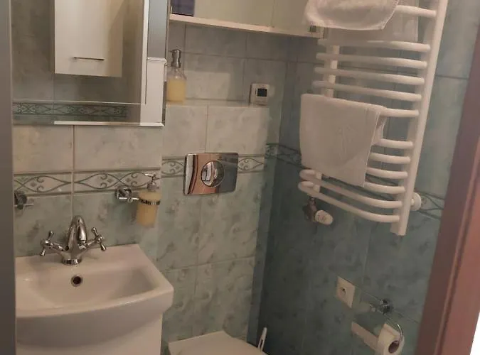 Bed & Breakfast Jasminowe Ogrody 3*