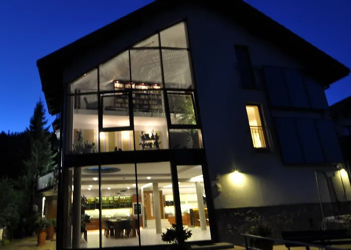 Jasminowe Ogrody Bed & Breakfast